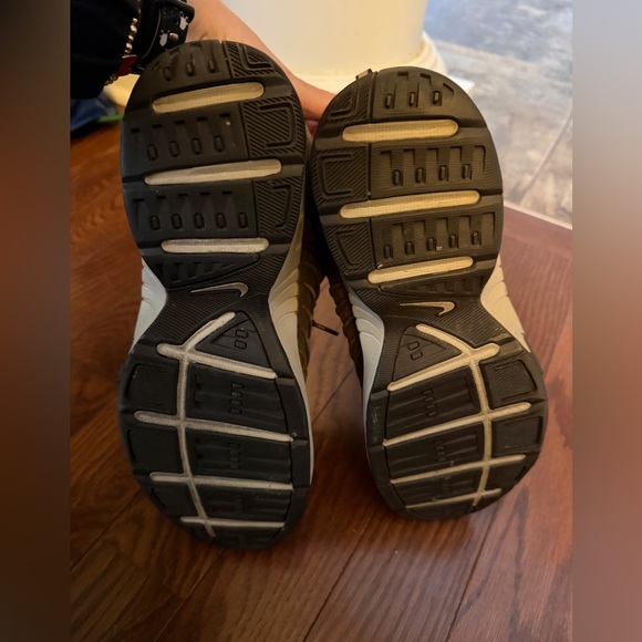 Vintage Nike T-Lite V nubuck 2007 Mocha Suede Tennis Shoes Size Men’s 9 - Picture 3 of 6